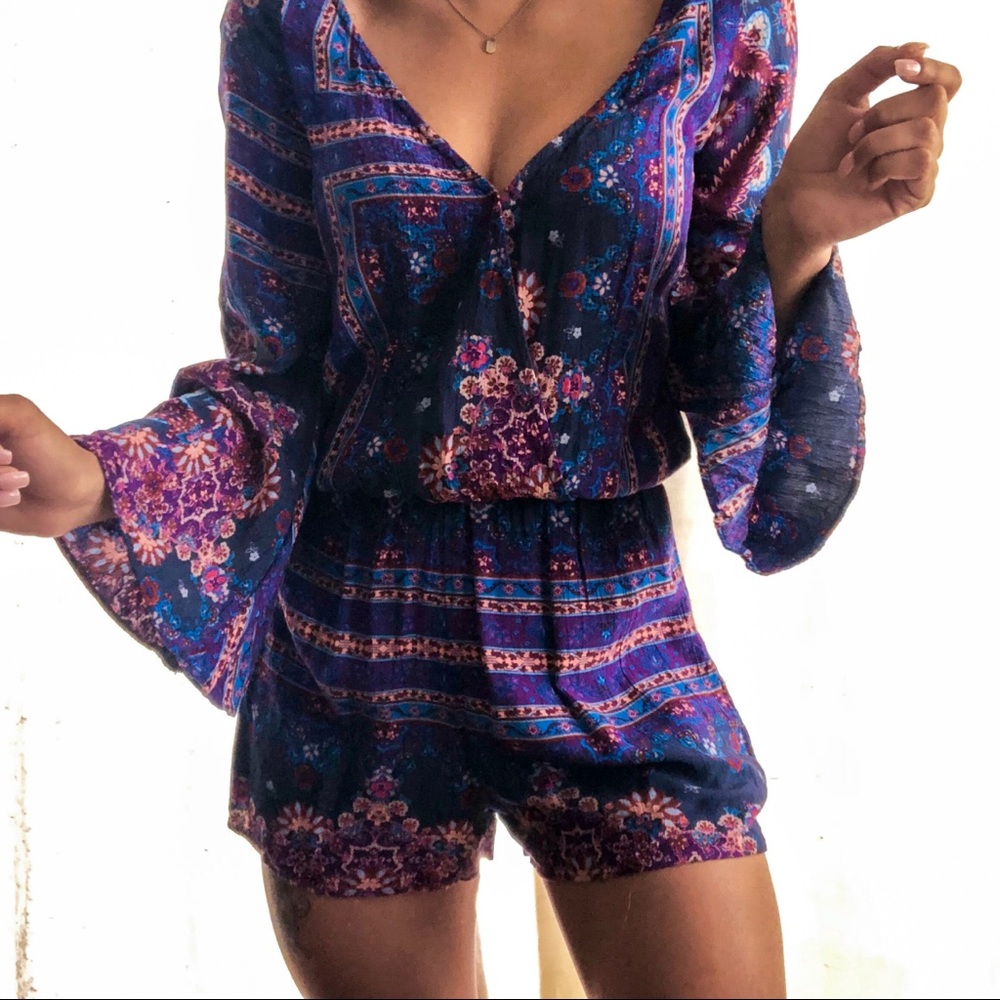 American Eagle // Colorful romper - fits cute!